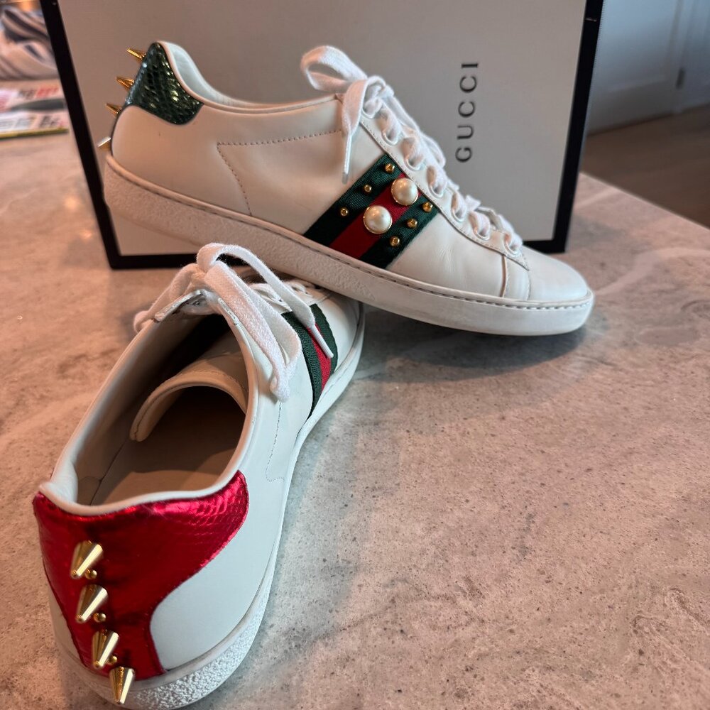 Gucci - Leather "Ace" Studded White Tennis Shoes - Women Size 8